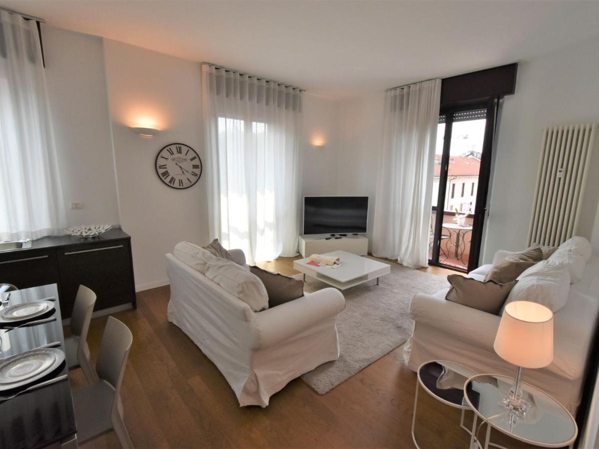 Apartment Corso Genova Apartment By Interhome Milano Exterior foto