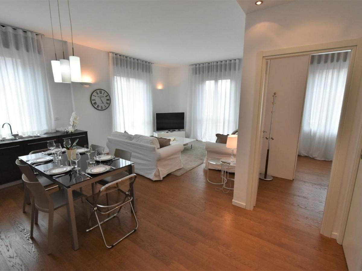Apartment Corso Genova Apartment By Interhome Milano Exterior foto