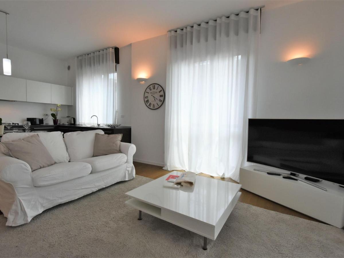 Apartment Corso Genova Apartment By Interhome Milano Exterior foto
