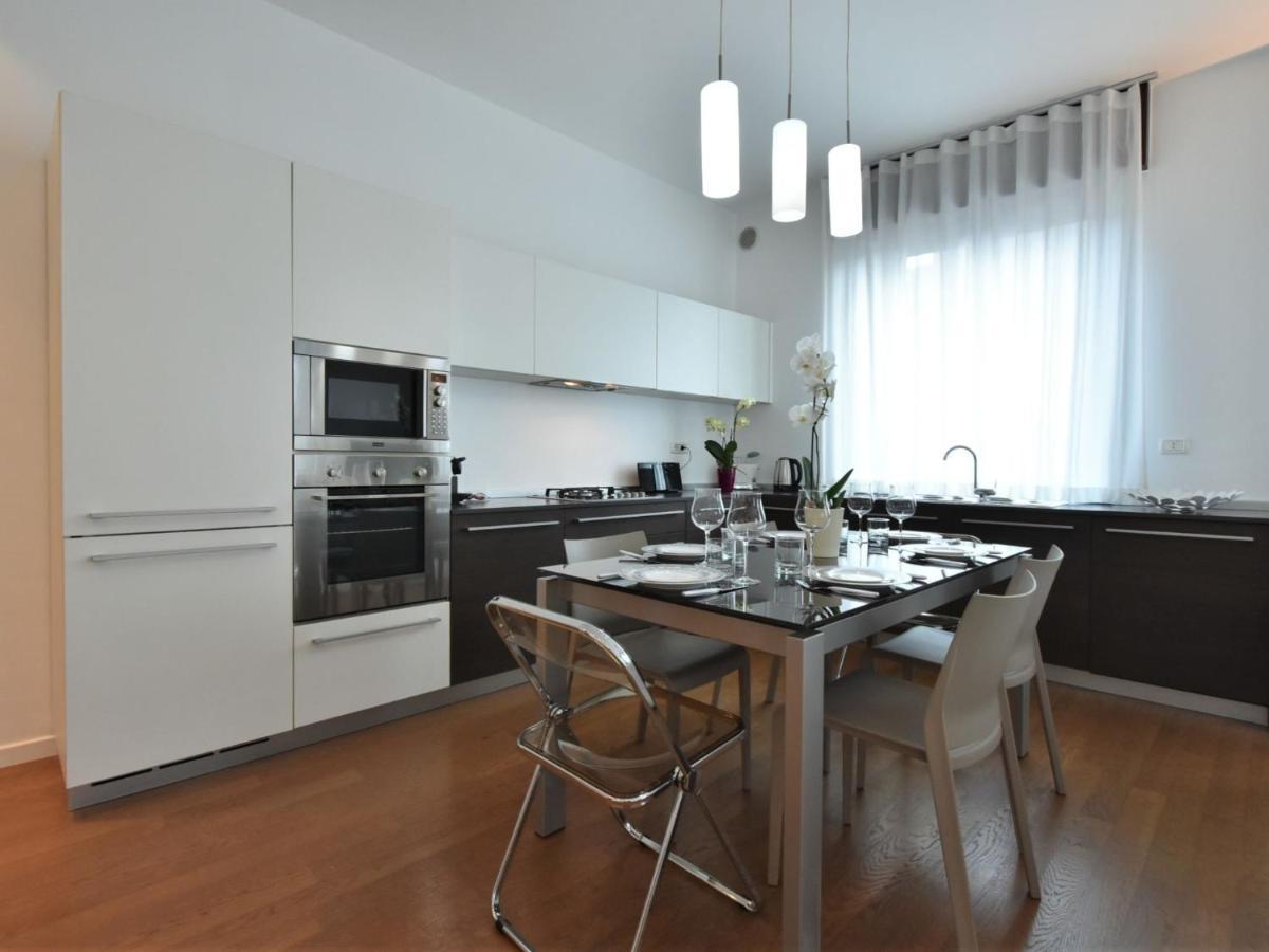 Apartment Corso Genova Apartment By Interhome Milano Exterior foto