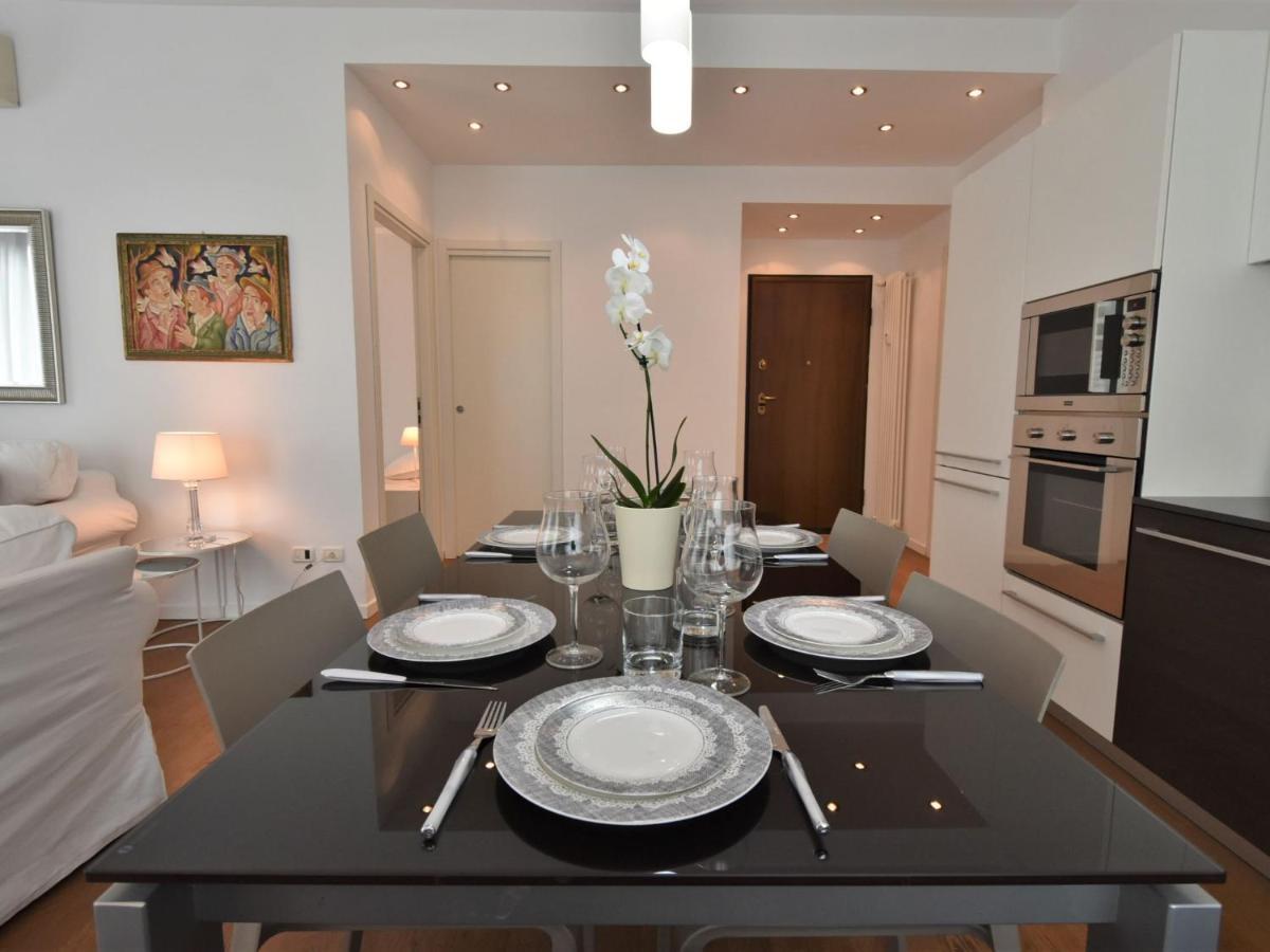 Apartment Corso Genova Apartment By Interhome Milano Exterior foto