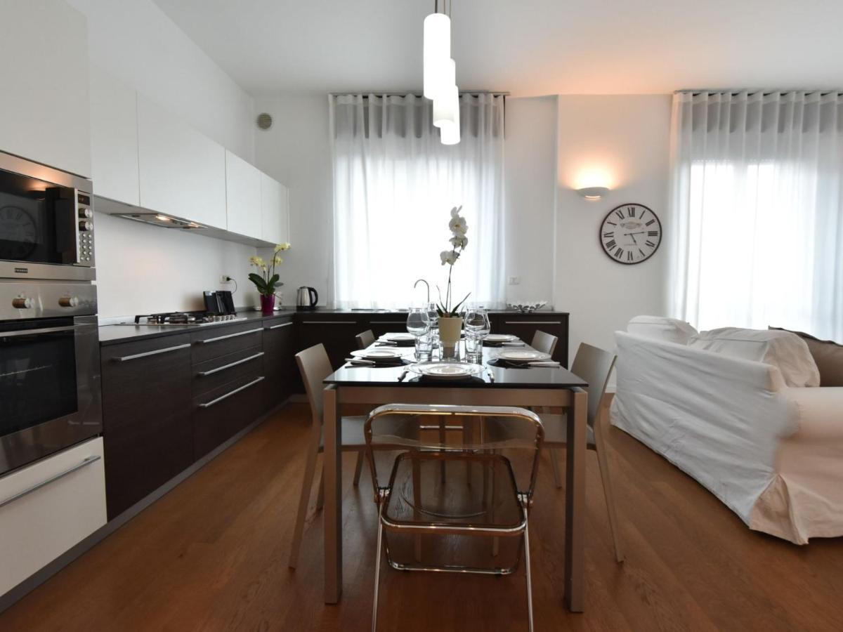 Apartment Corso Genova Apartment By Interhome Milano Exterior foto