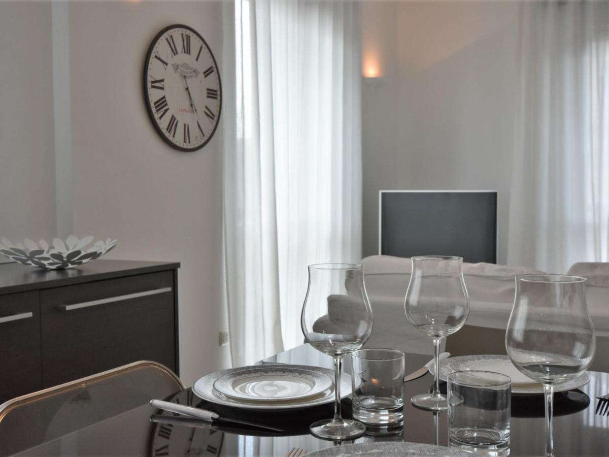 Apartment Corso Genova Apartment By Interhome Milano Exterior foto