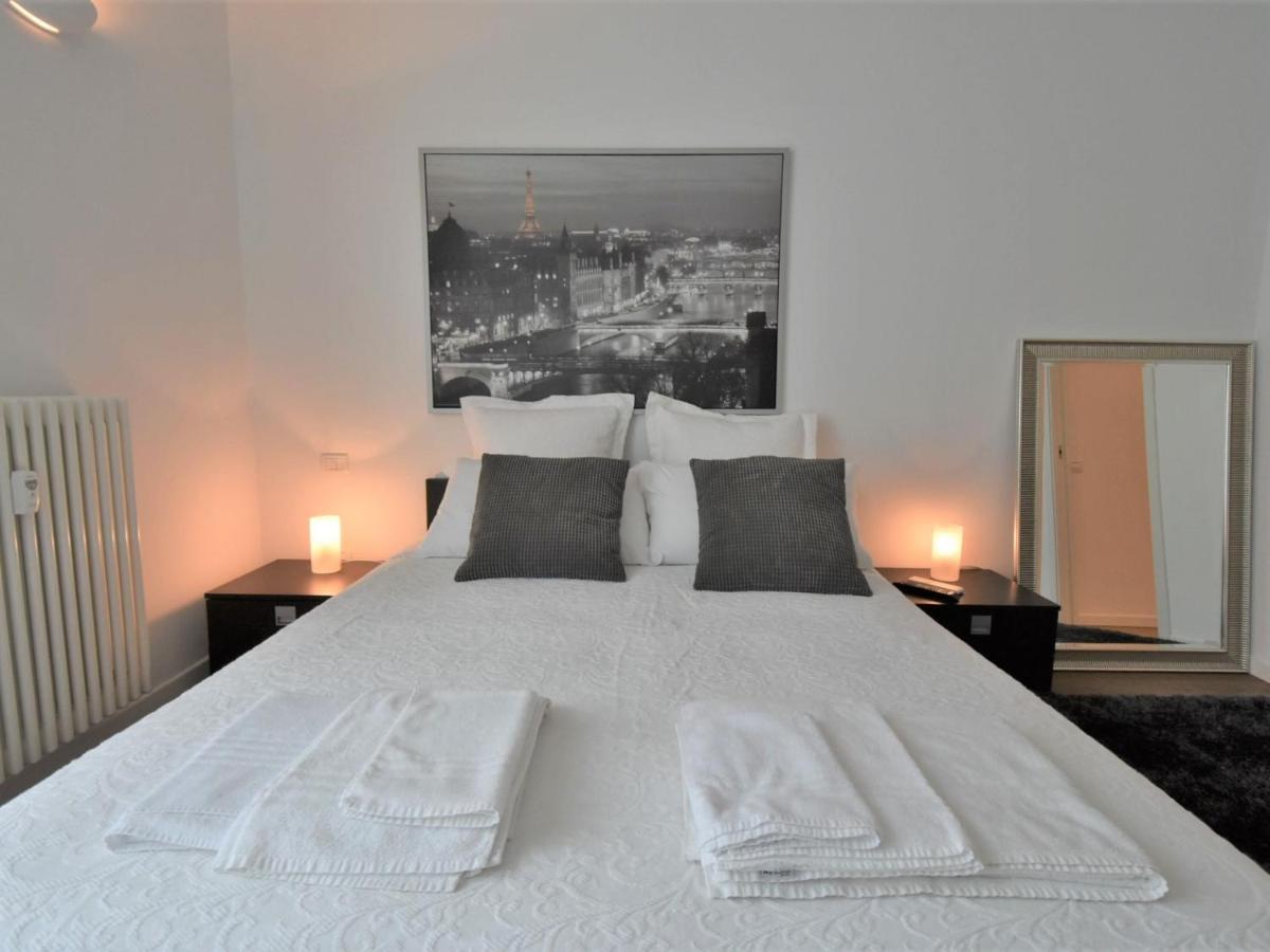 Apartment Corso Genova Apartment By Interhome Milano Exterior foto