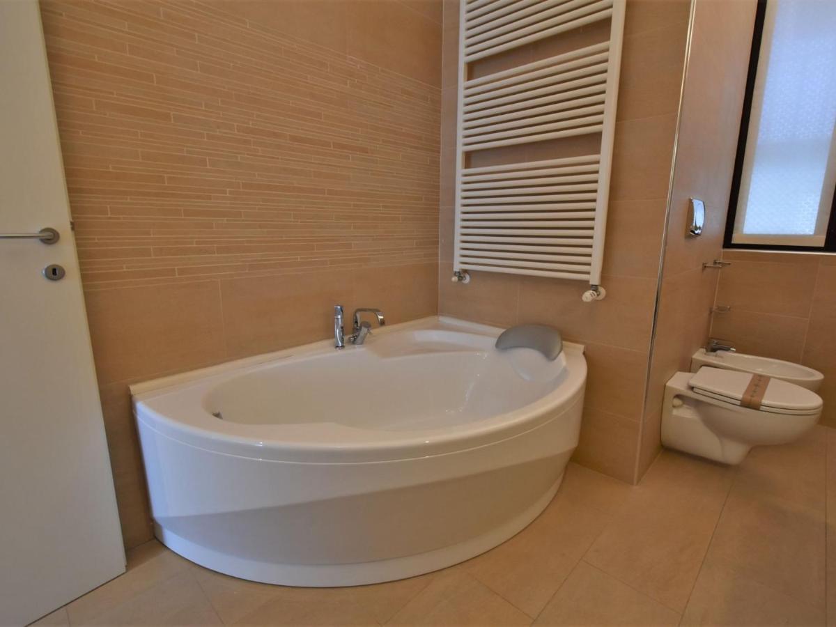 Apartment Corso Genova Apartment By Interhome Milano Exterior foto