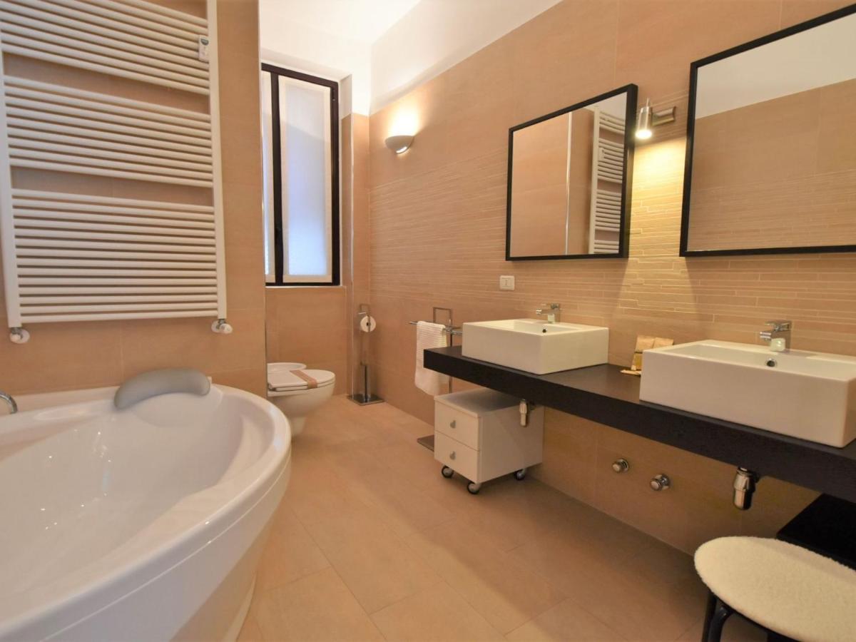 Apartment Corso Genova Apartment By Interhome Milano Exterior foto